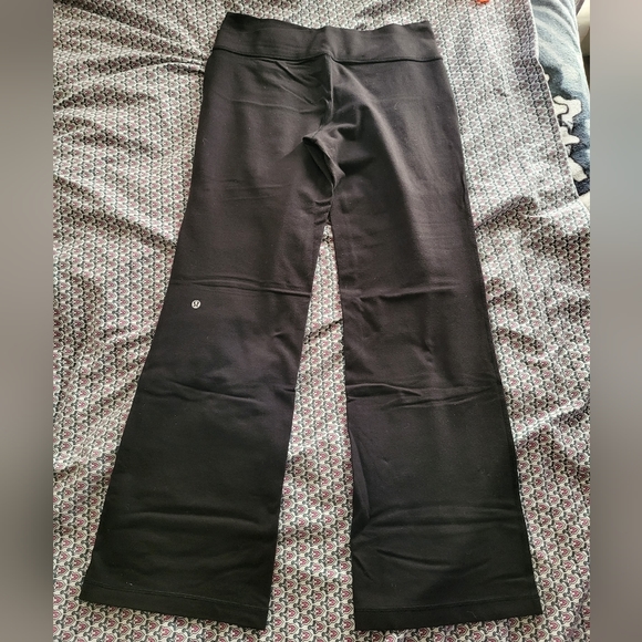 Lululemon astro yoga pants, bootcut. Size 12. - Picture 3 of 12